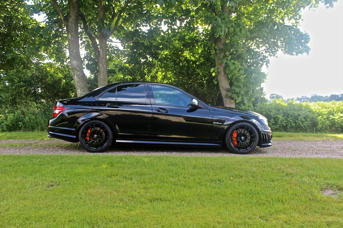 Mercedes Benz C63 AMG billede 6