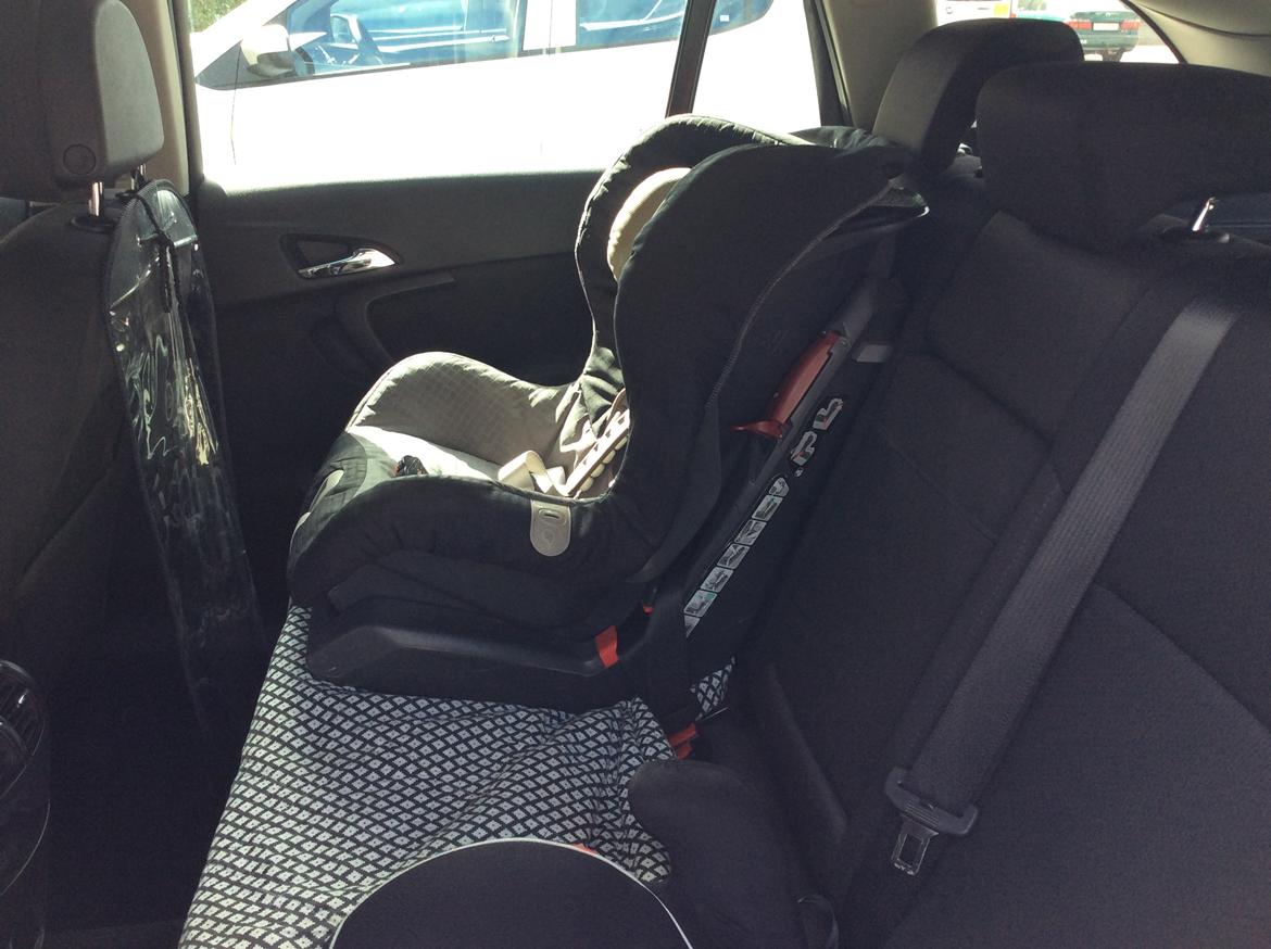 Opel Insignia Sports Tour billede 4