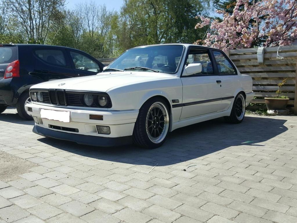 BMW e30 325i billede 1