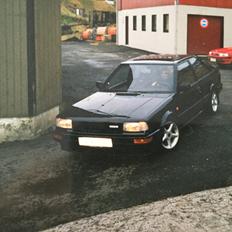 Nissan Bluebird Coupé Turbo  SR