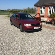 VW Passat 1,6 lemosine