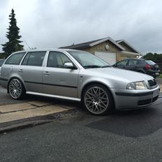 Skoda Octavia Combi (solgt)