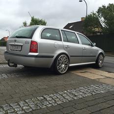 Skoda Octavia Combi (solgt)