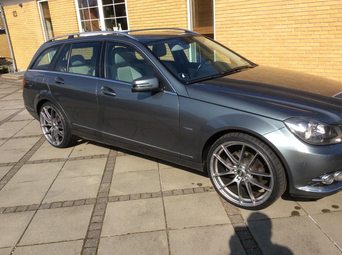 Mercedes Benz C220 - Så kom der sommer-sutter på (i april men fik først uploaded billeder nu) billede 2