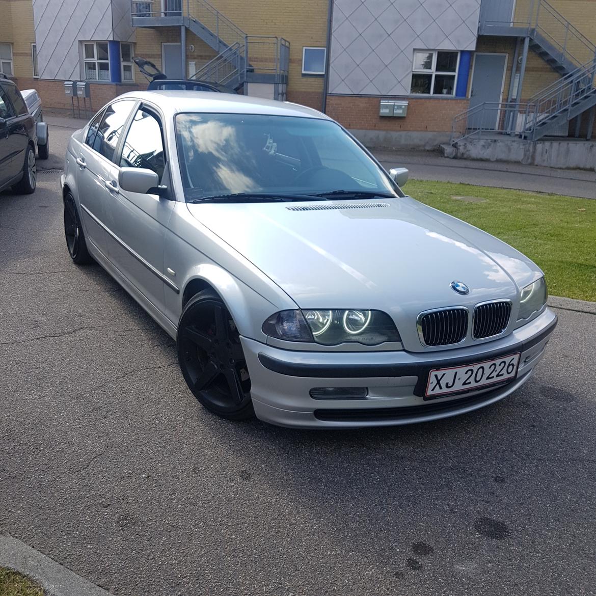 BMW e46 320i - Solgt  billede 1