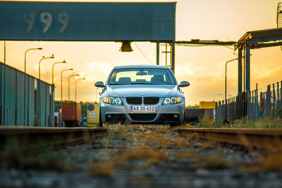 BMW 325i E90 billede 1