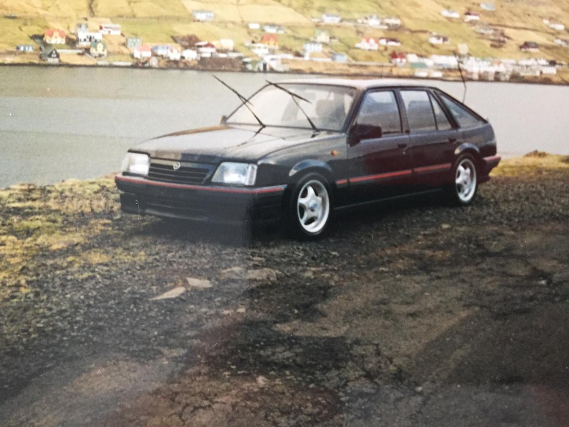 Opel Ascona 2.0i GT billede 4