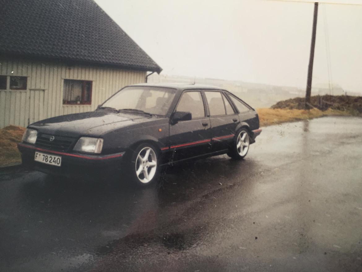 Opel Ascona 2.0i GT billede 1