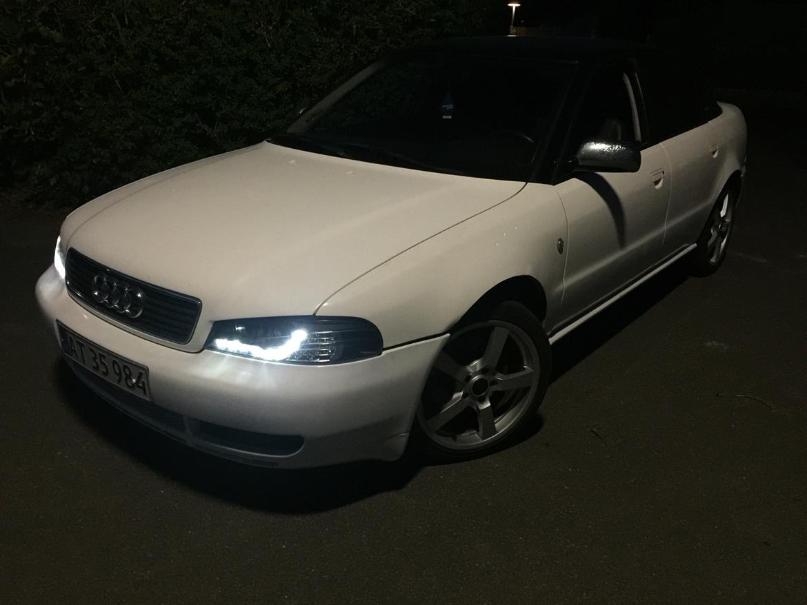 Audi A4 B5 billede 1