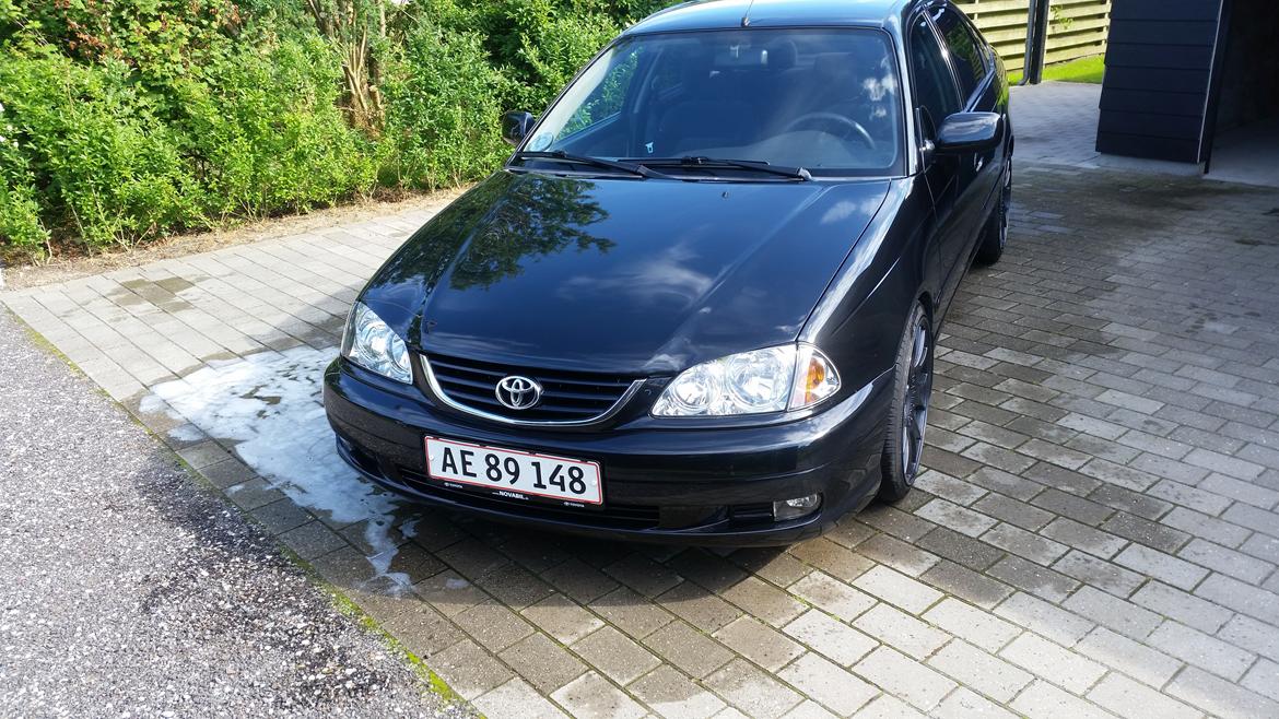 Toyota Avensis T22 billede 1