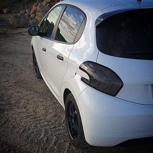 Peugeot 208 billede 2