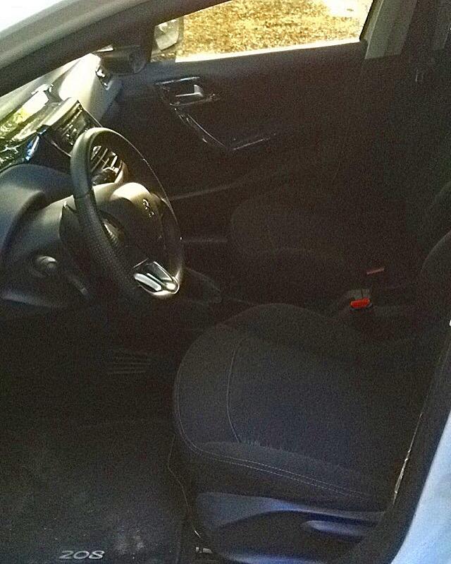 Peugeot 208 billede 15