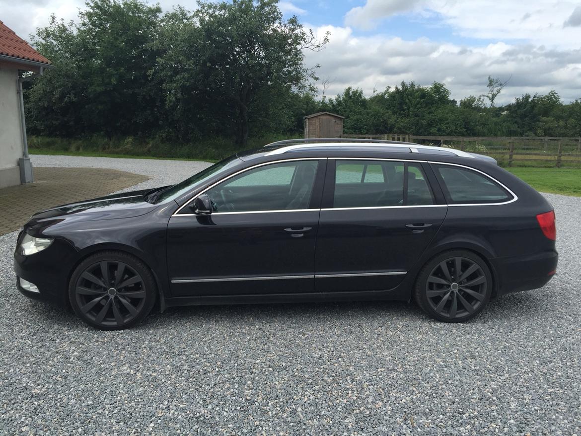 Skoda Superb combi 2,0 TDI billede 2