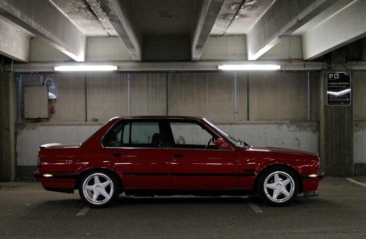 BMW E30 320i billede 3