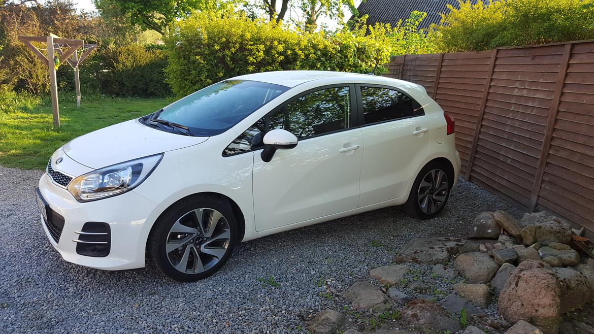 Kia Rio Attraction Plus billede 5