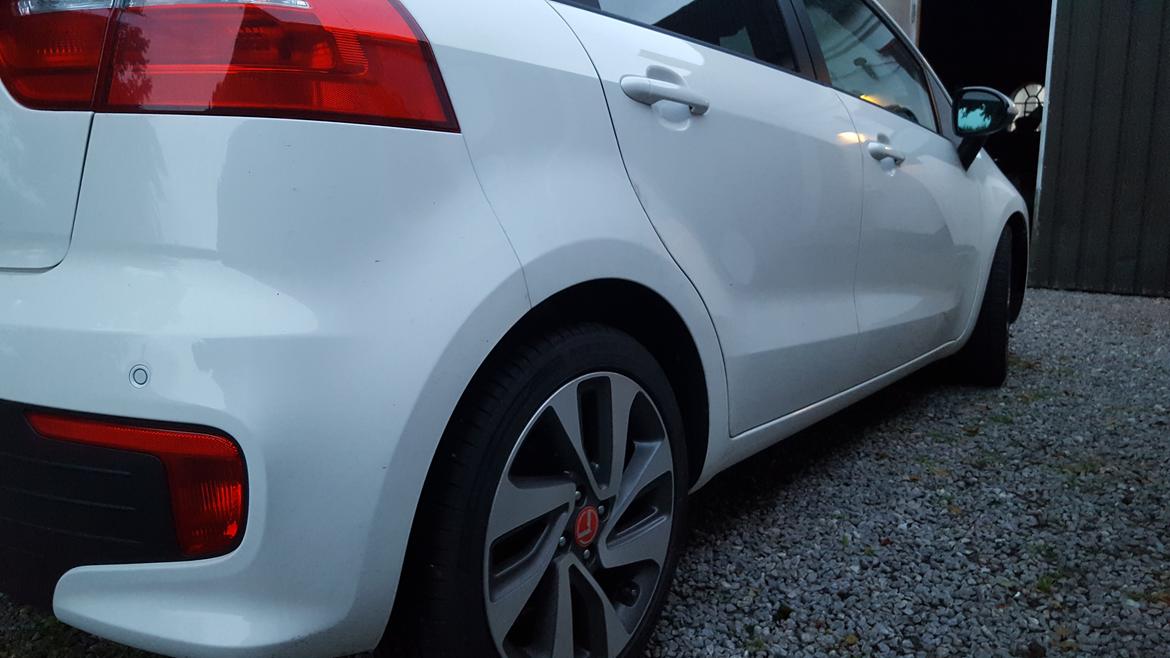 Kia Rio Attraction Plus billede 9