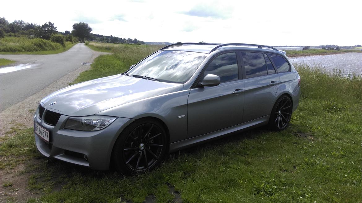 BMW E91 320D billede 2