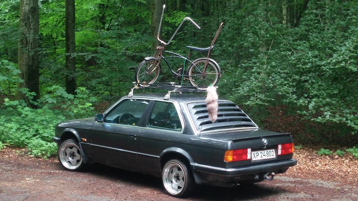 BMW E30 323iA billede 3