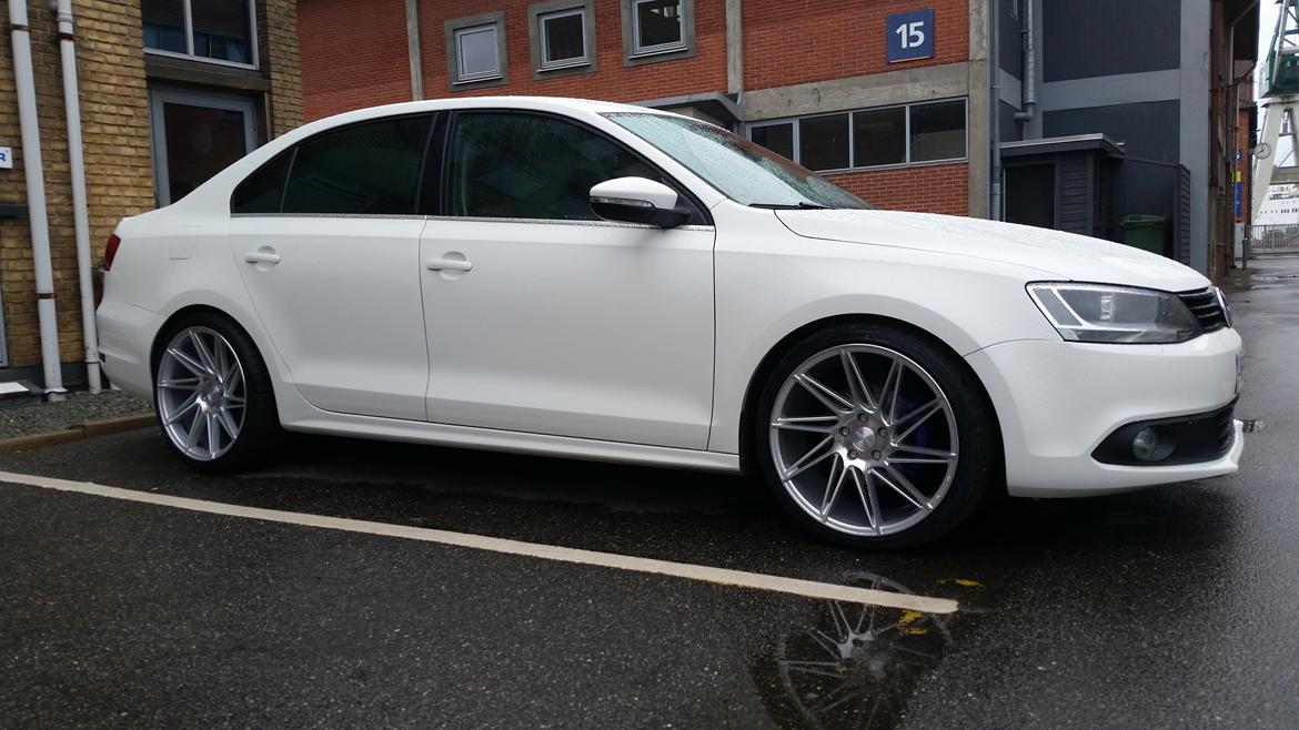 VW Jetta 2.0 TDI DSG Highline  billede 15