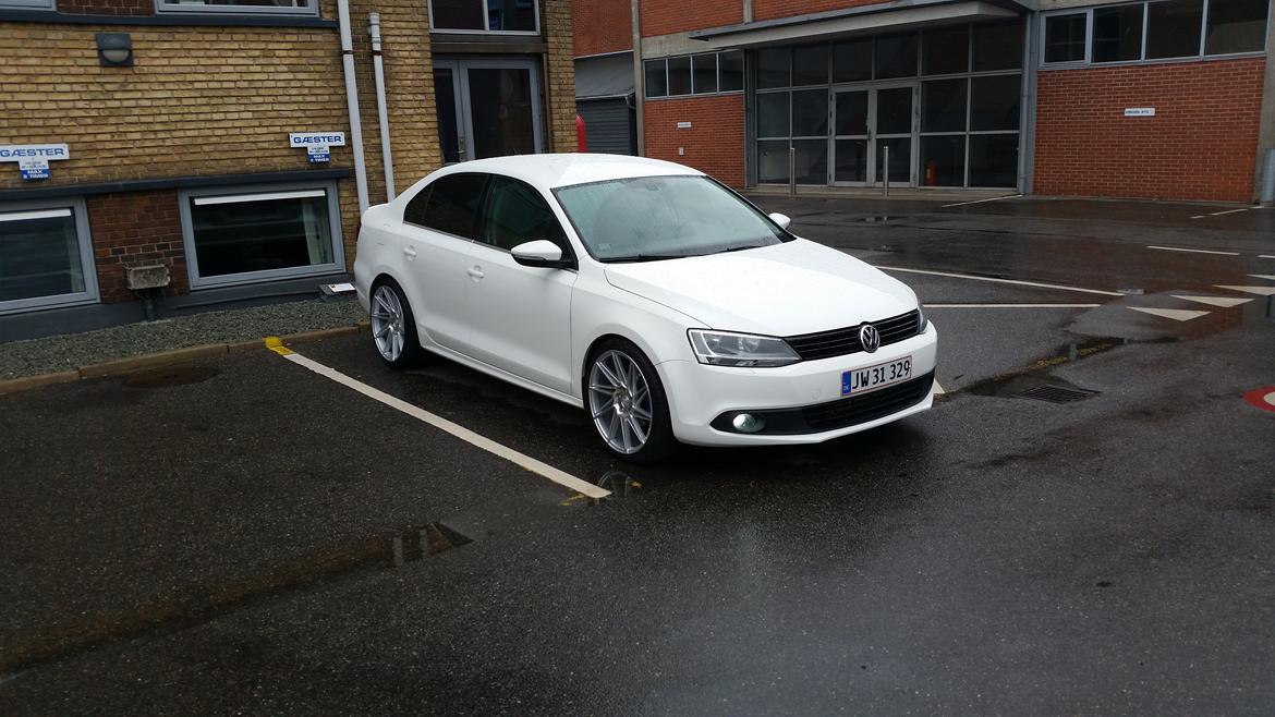 VW Jetta 2.0 TDI DSG Highline  billede 14