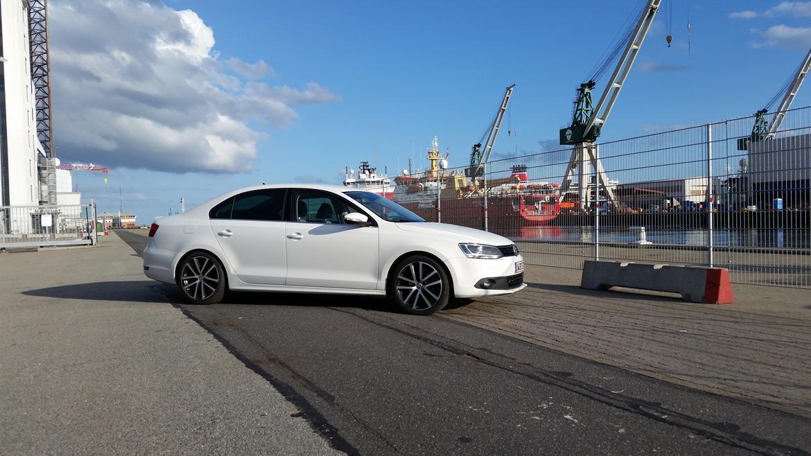 VW Jetta 2.0 TDI DSG Highline  billede 17