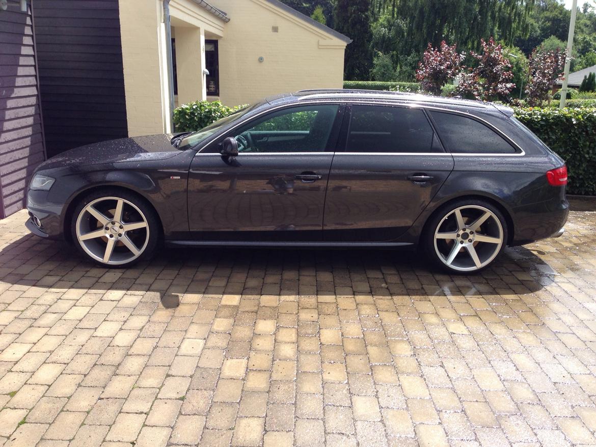 Audi A4 B8, stc., SOLGT  billede 2