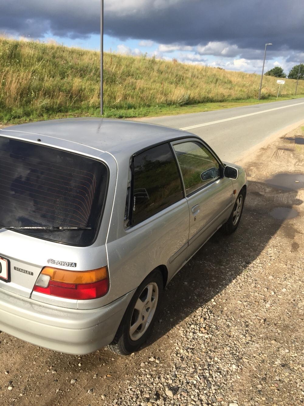 Toyota Starlet 1.3i Turbo billede 4
