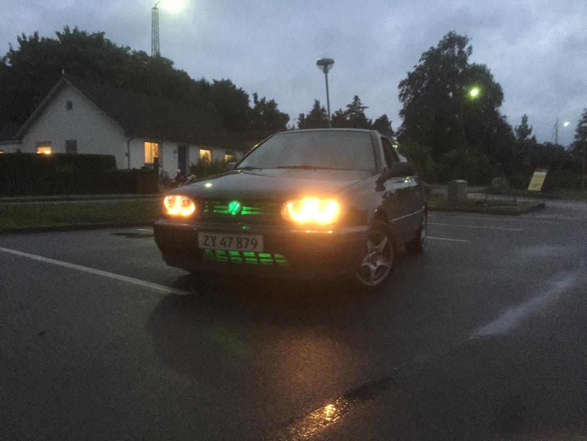 VW Golf 3. 1,8 benzin billede 2