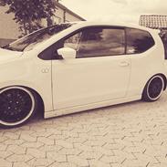 VW UP Airride "SOLGT"
