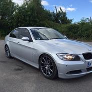 BMW e90 320 d