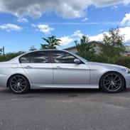 BMW e90 320 d