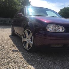 VW Golf 1,8 20v Highline