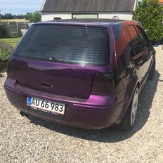 VW Golf 1,8 20v Highline