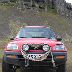 Toyota RAV4 - AWD  **SOLGT**