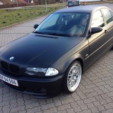 BMW E46 320i
