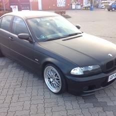 BMW E46 320i