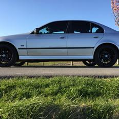 BMW 523i E39