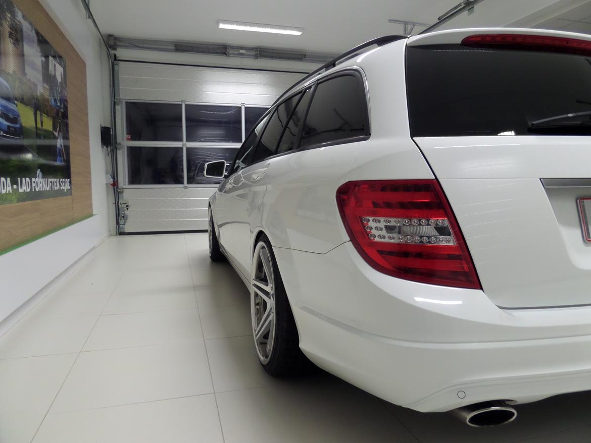 Mercedes Benz C220 CDI S204 billede 4