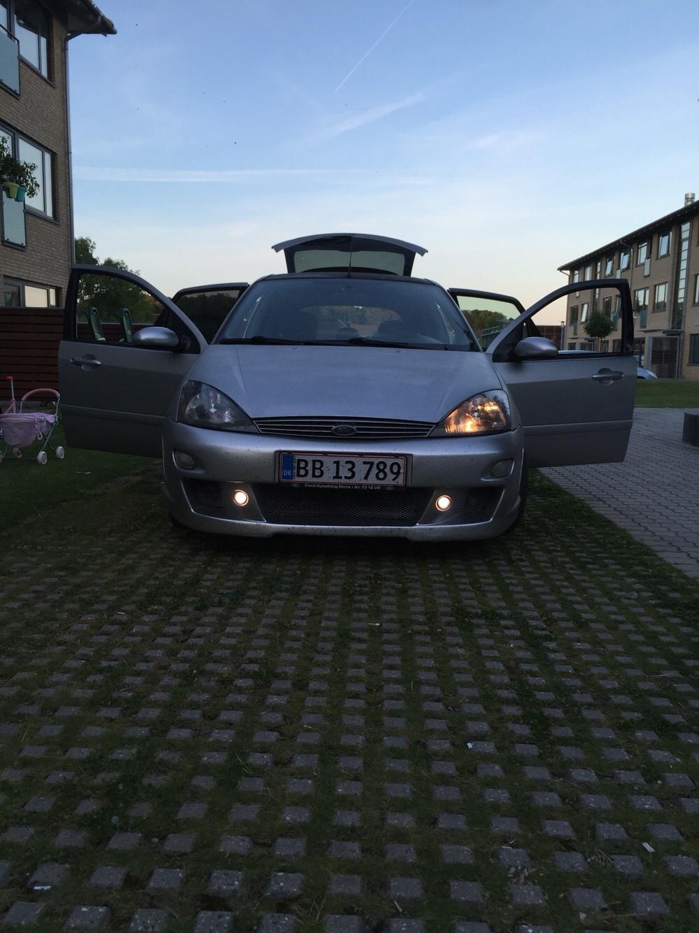 Ford Focus 2,0 billede 1