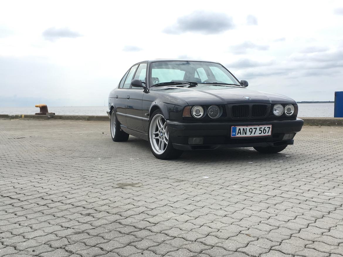 BMW E34 535i (solgt) billede 1