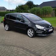 Ford S-MAX TITANIUM S