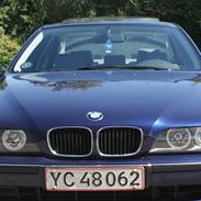 BMW 523i