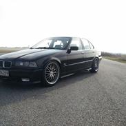 BMW e36 318i