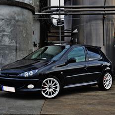 Peugeot 206 1,4 HDI S-line 