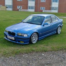 BMW E36 318IS