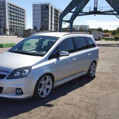Opel Zafira B OPC