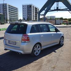 Opel Zafira B OPC