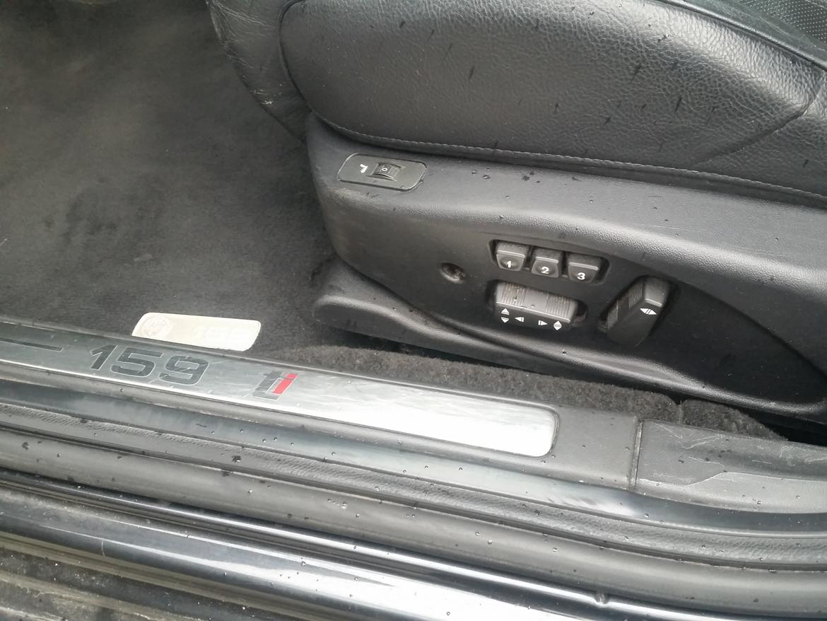 Alfa Romeo 159 JTDm TI billede 14