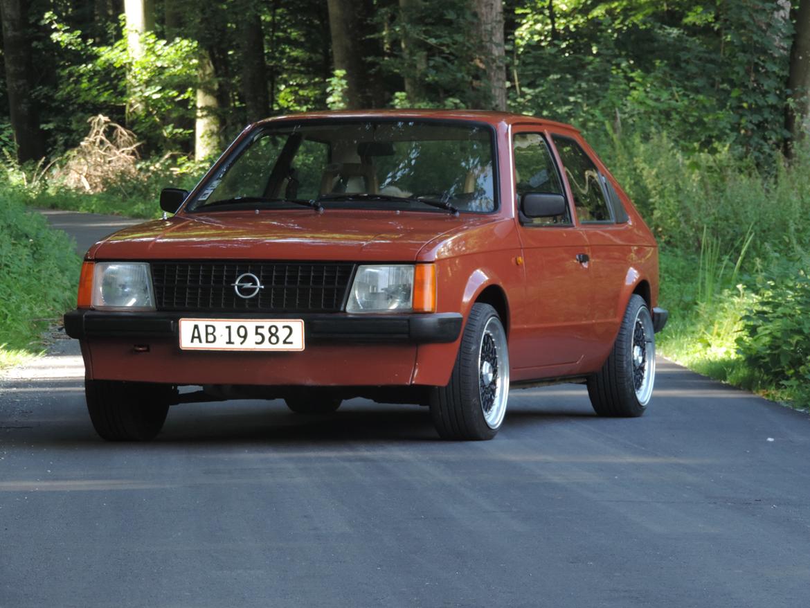 Opel Kadett D 1.3 S 1984 billede 1