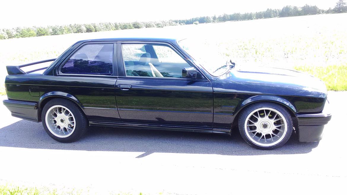 BMW E30 335i billede 5